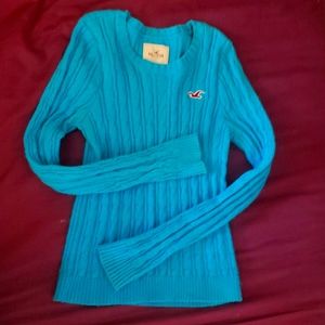 Blue Hollister cute long sleeve sweater